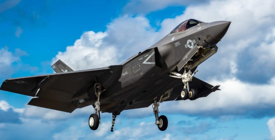  当神话坠入荒漠：那些被技术泡沫淹没的信任与期待 新闻