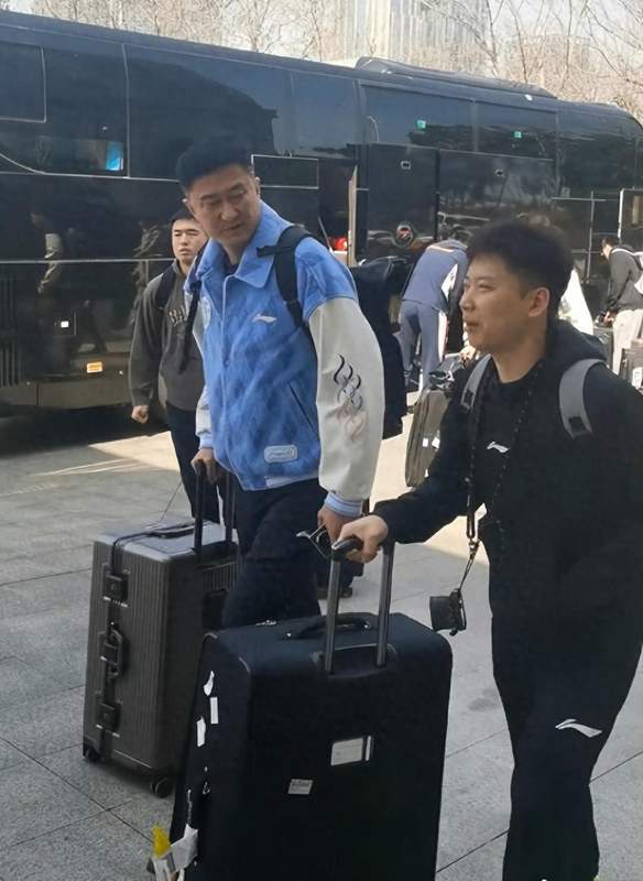 广东宏远困局：外援策略失当与内线空虚的双重困境深度解析